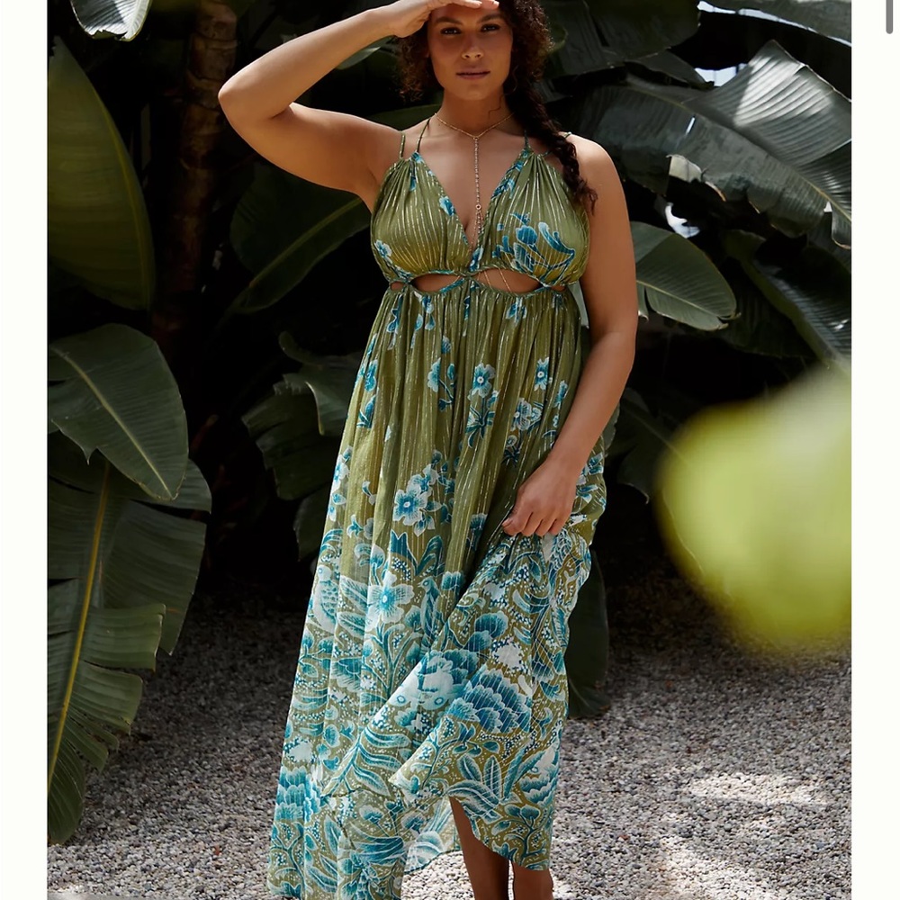 ✨NWT✨ Anthropologie cutout maxi dress